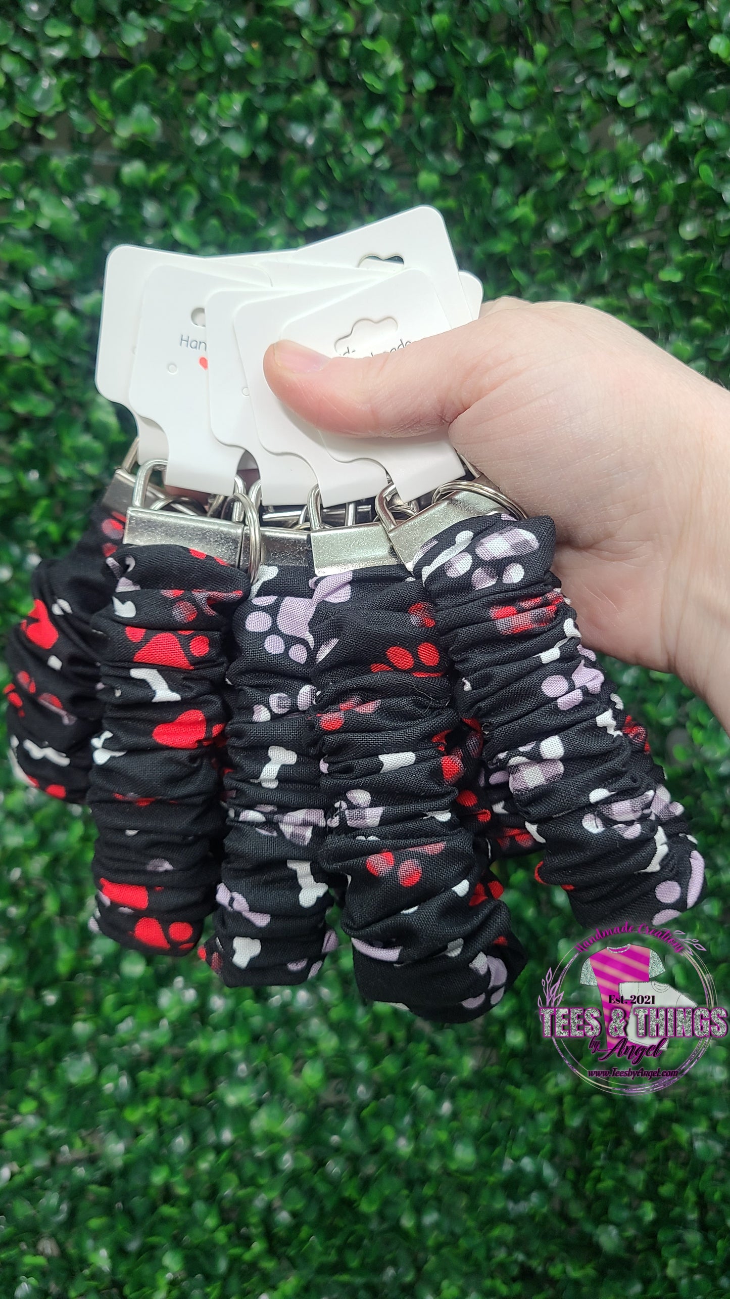 Plaid Paw Print š¾ Scrunchie Keyfob Wristlet