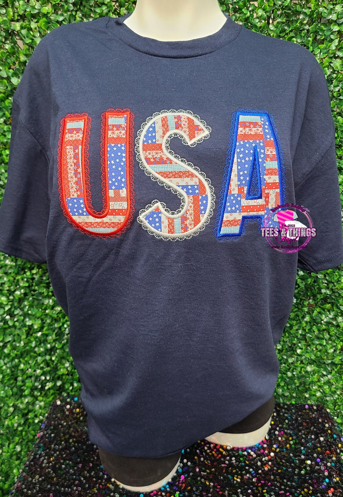 USA 🇺🇸 embroidered tee!