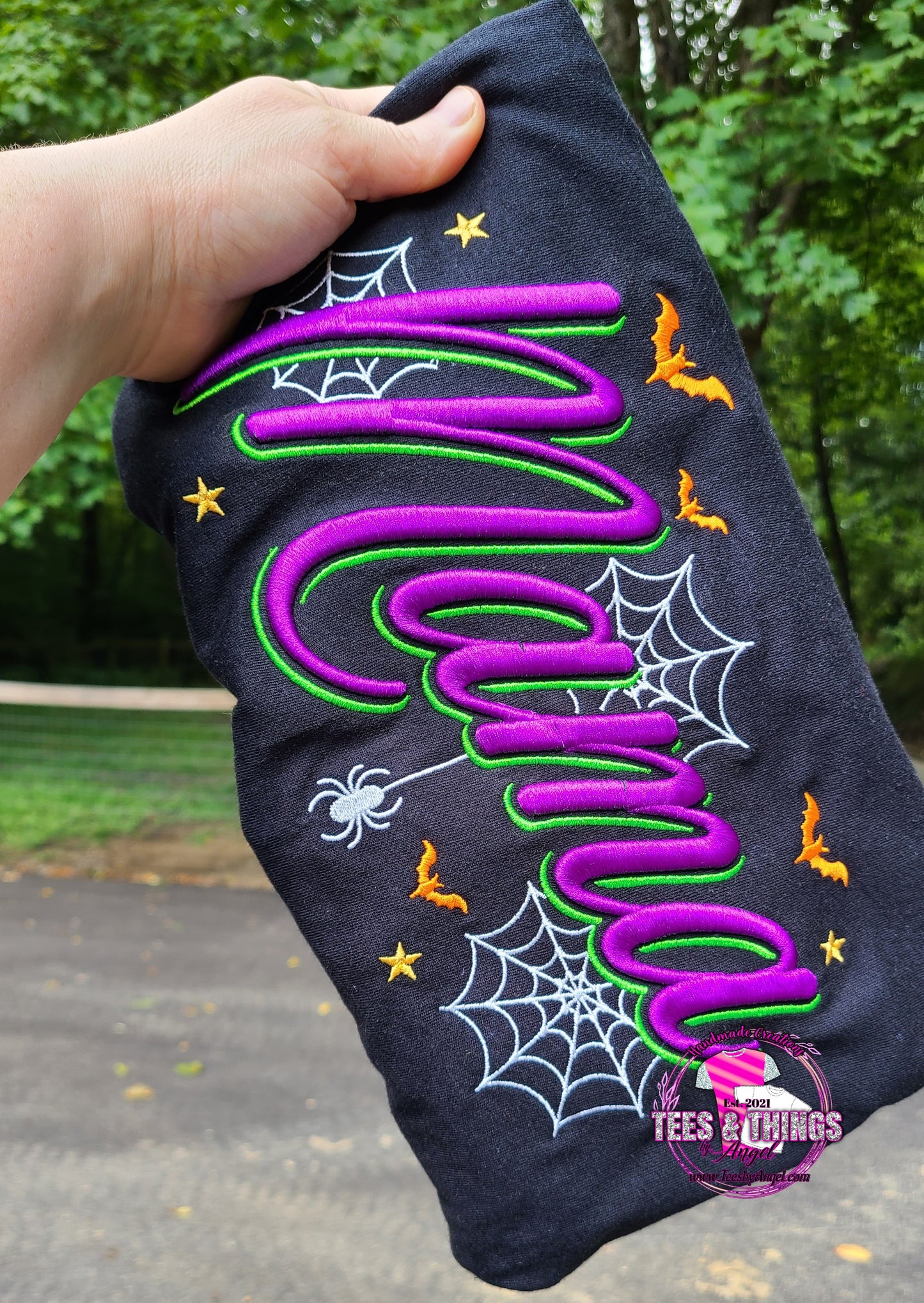 Mama 3D Embroidered đ¸