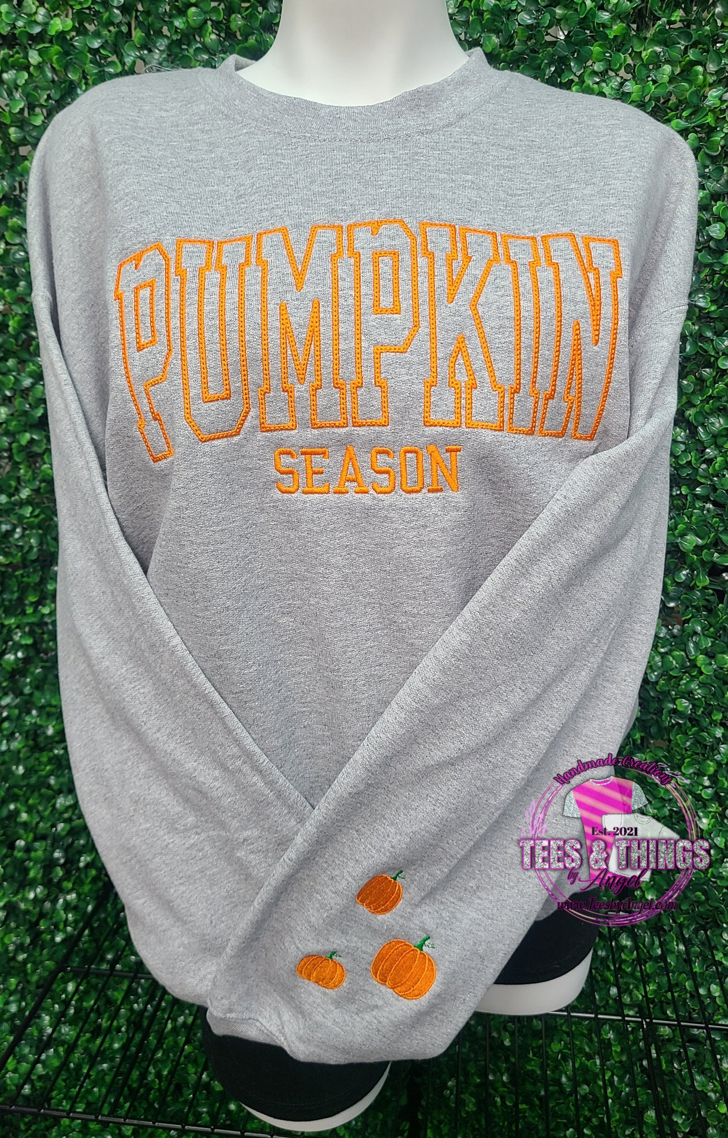 Pumpkin Season 🎃 Embroidered Sweatshirt