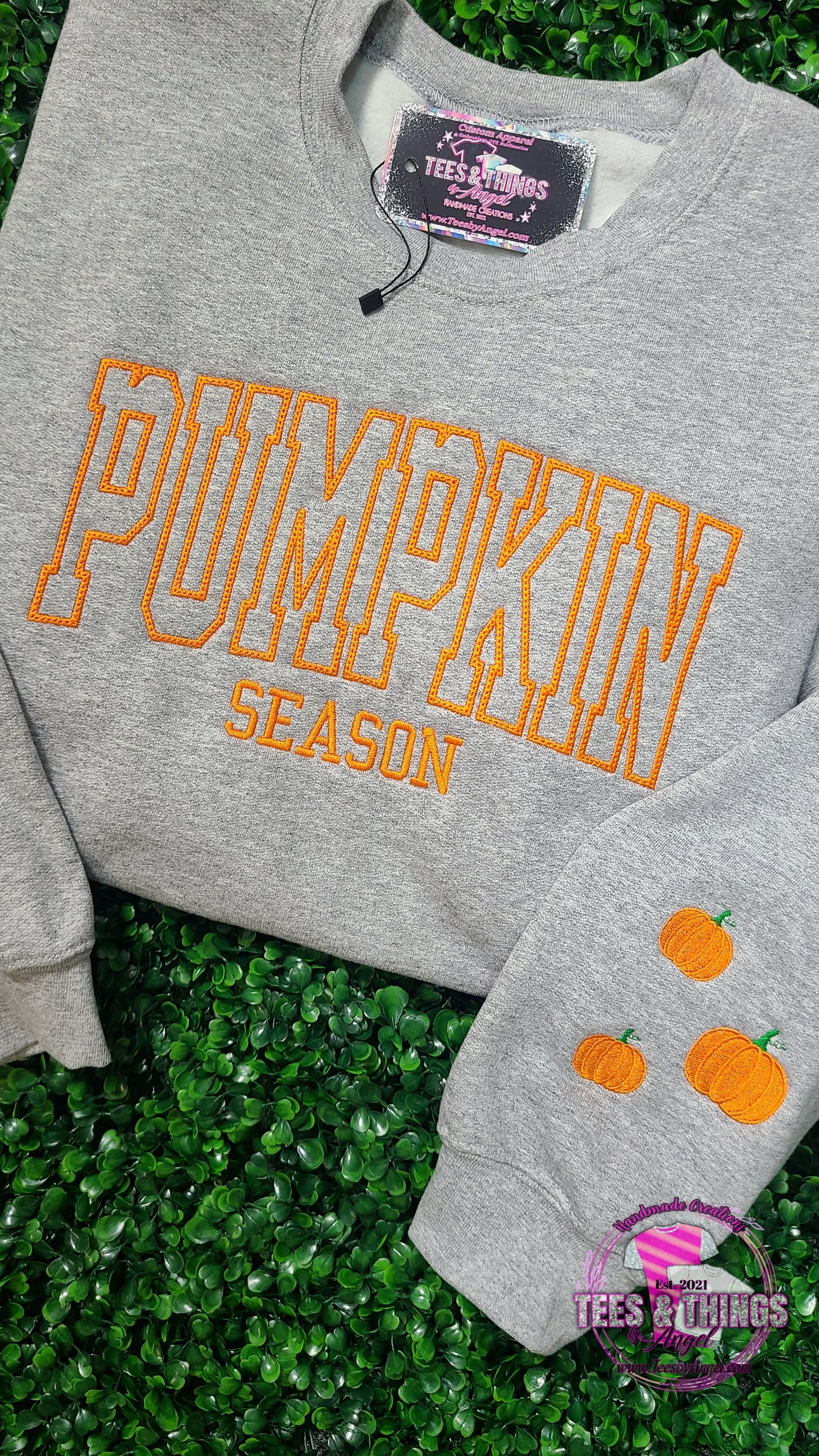 Pumpkin Season 🎃 Embroidered Sweatshirt