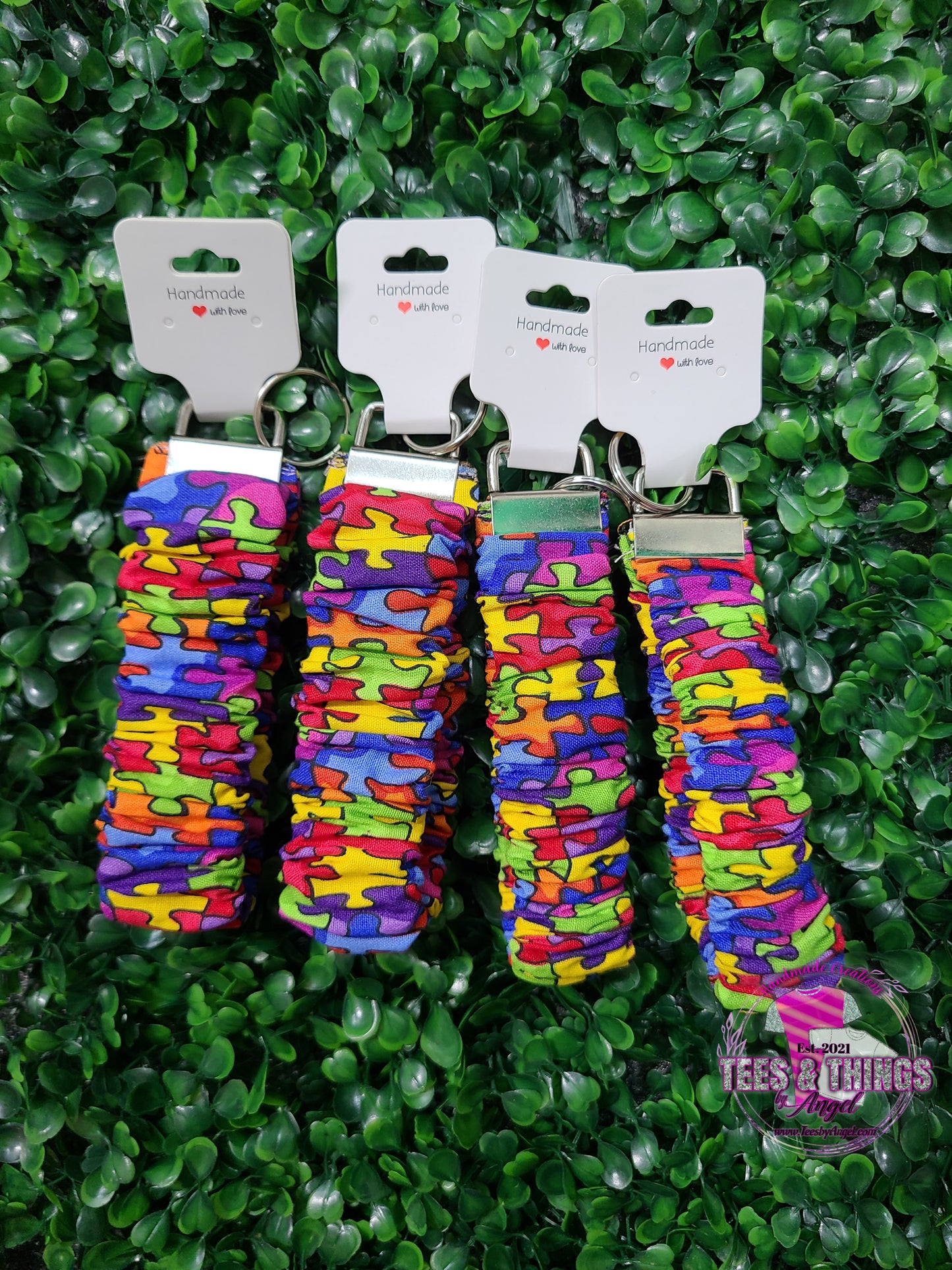 Puzzle Pieces Scrunchie Keyfob Wristlet 🧩