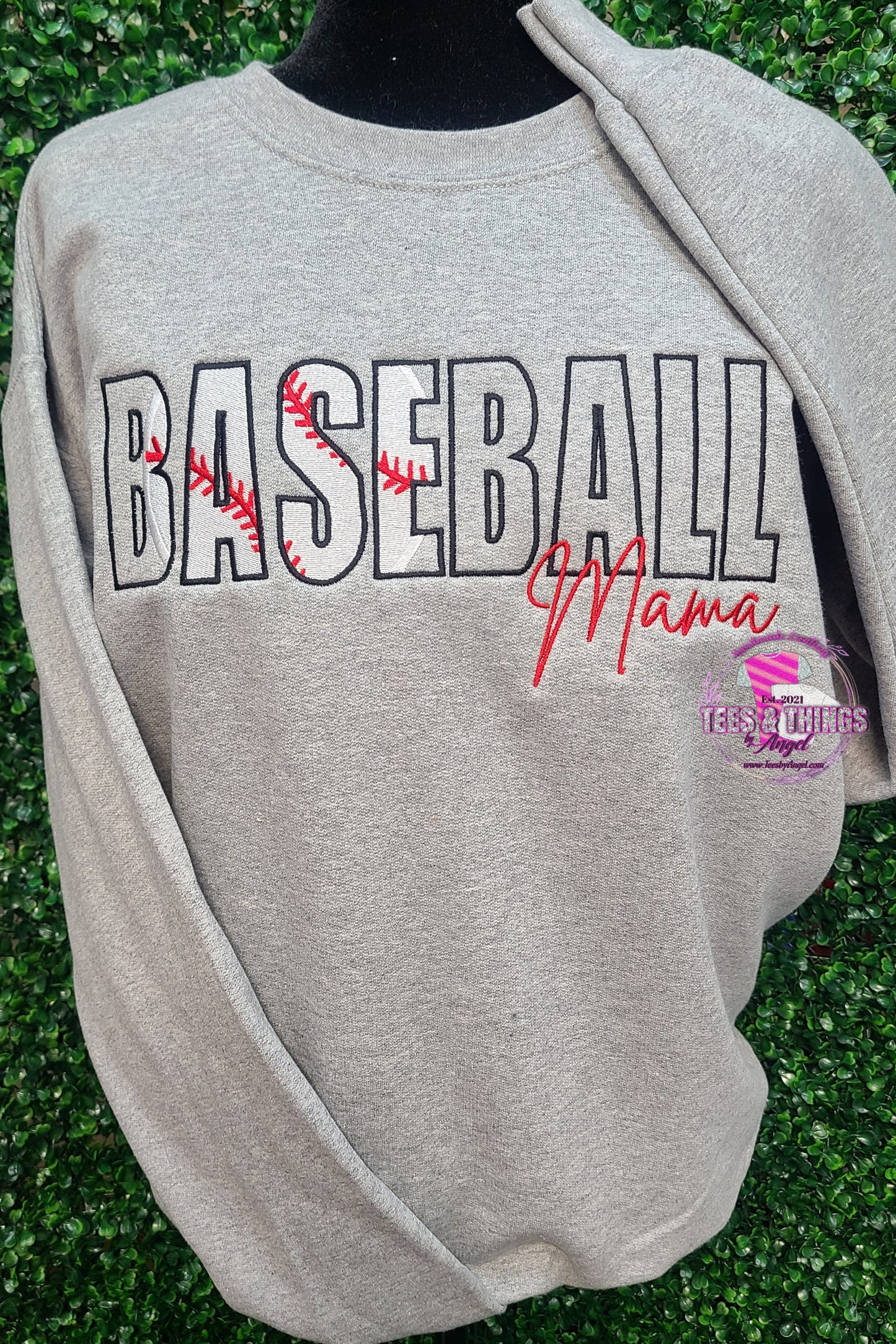 Baseball ⚾️ Embroidered sweatshirt... Custom names