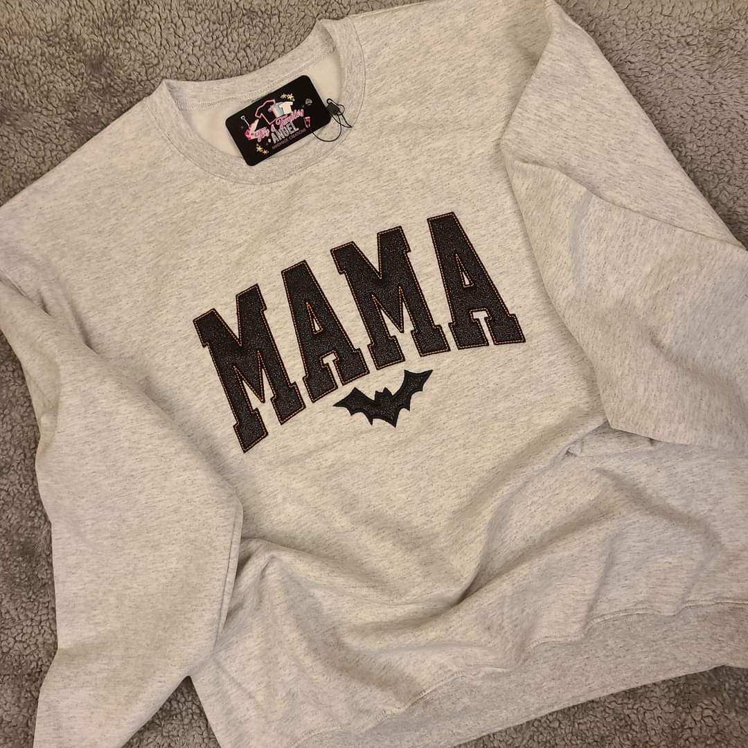 Spooky 👻 Mama Bat Sweatshirt