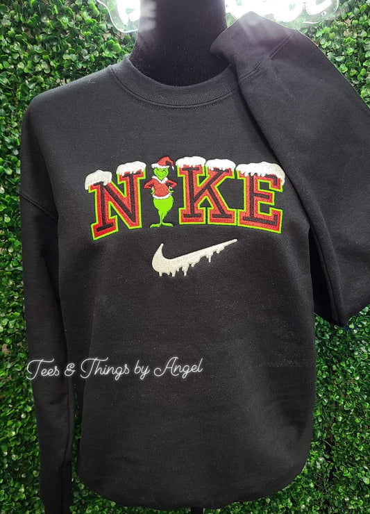 Nike Grinch Embroidered Sweatshirt 💚