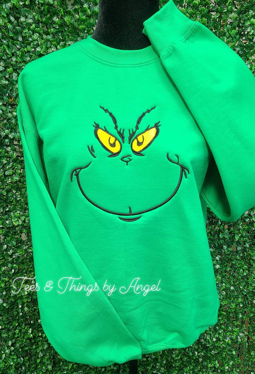 Embroidered Grinch Face Sweatshirt 💚