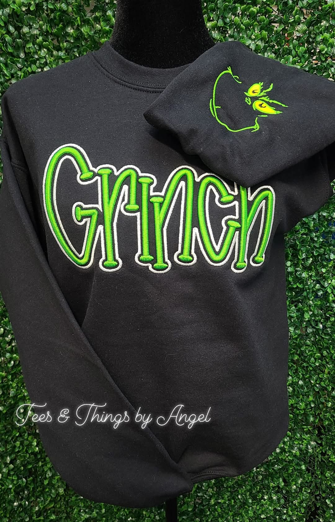 Grinch 3D embroidered sweatshirt 💚