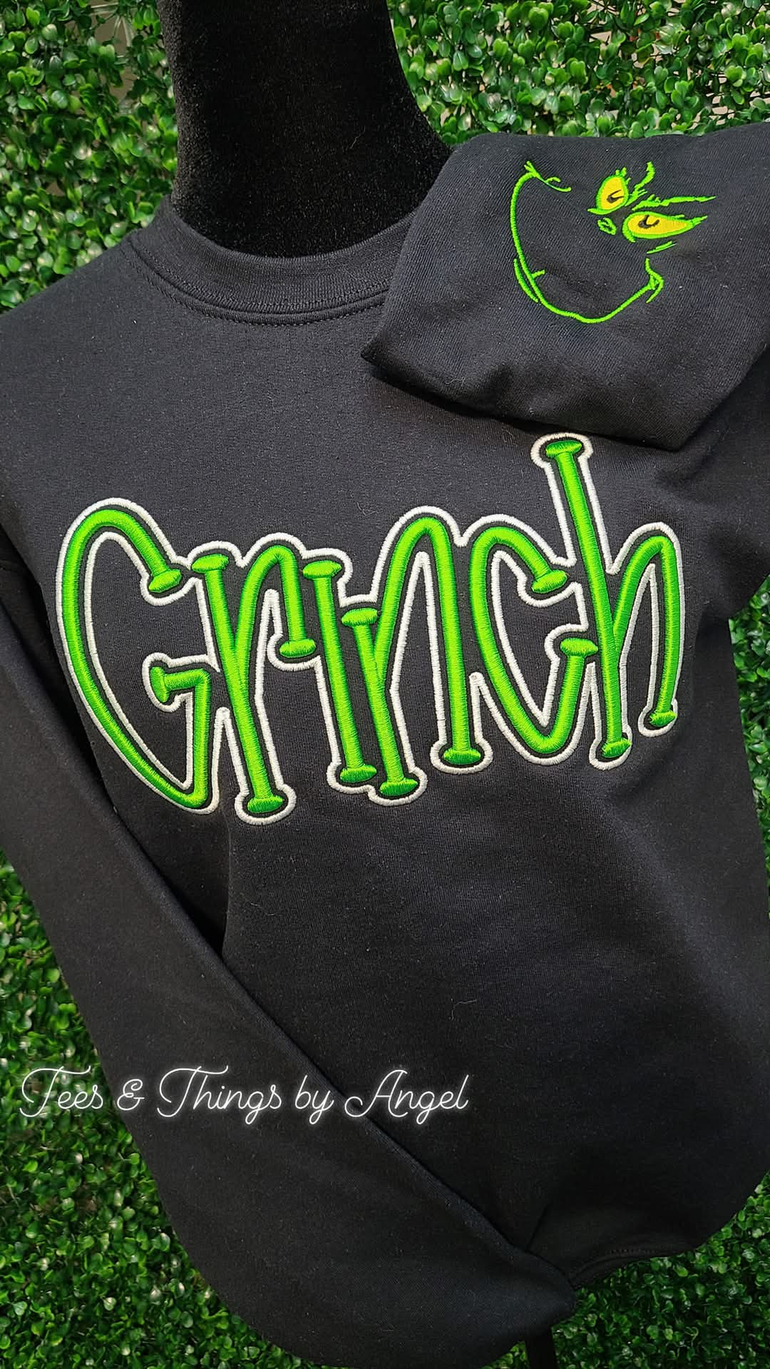 Grinch 3D embroidered sweatshirt 💚