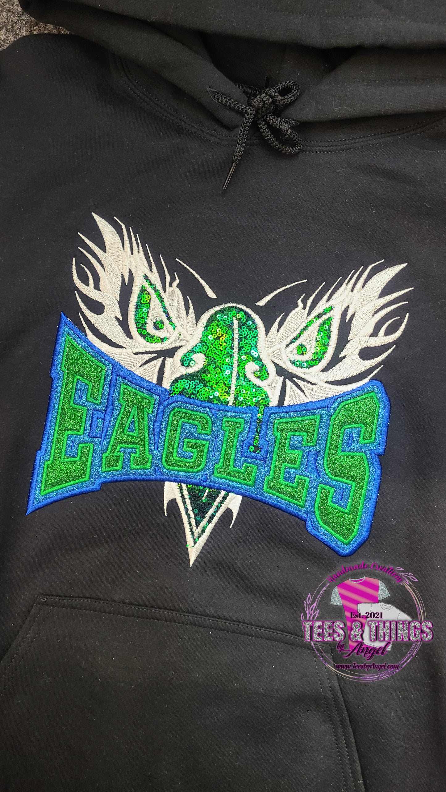 Eagles embroidered sweatshirt 💙💚