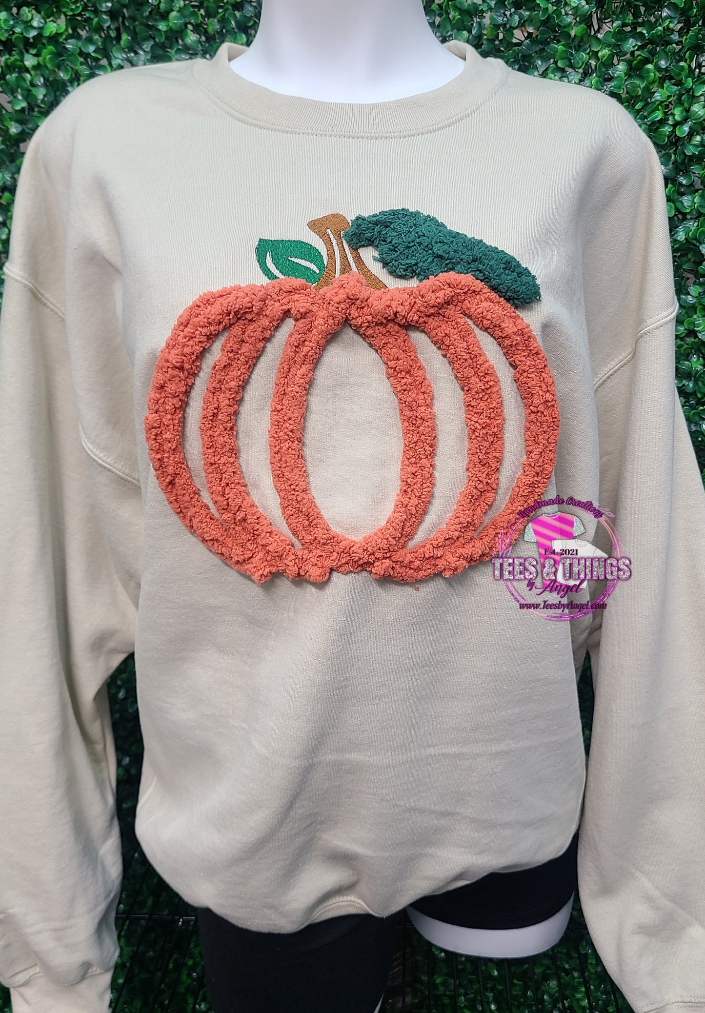 Chenille Pumpkin Sweatshirt 🎃