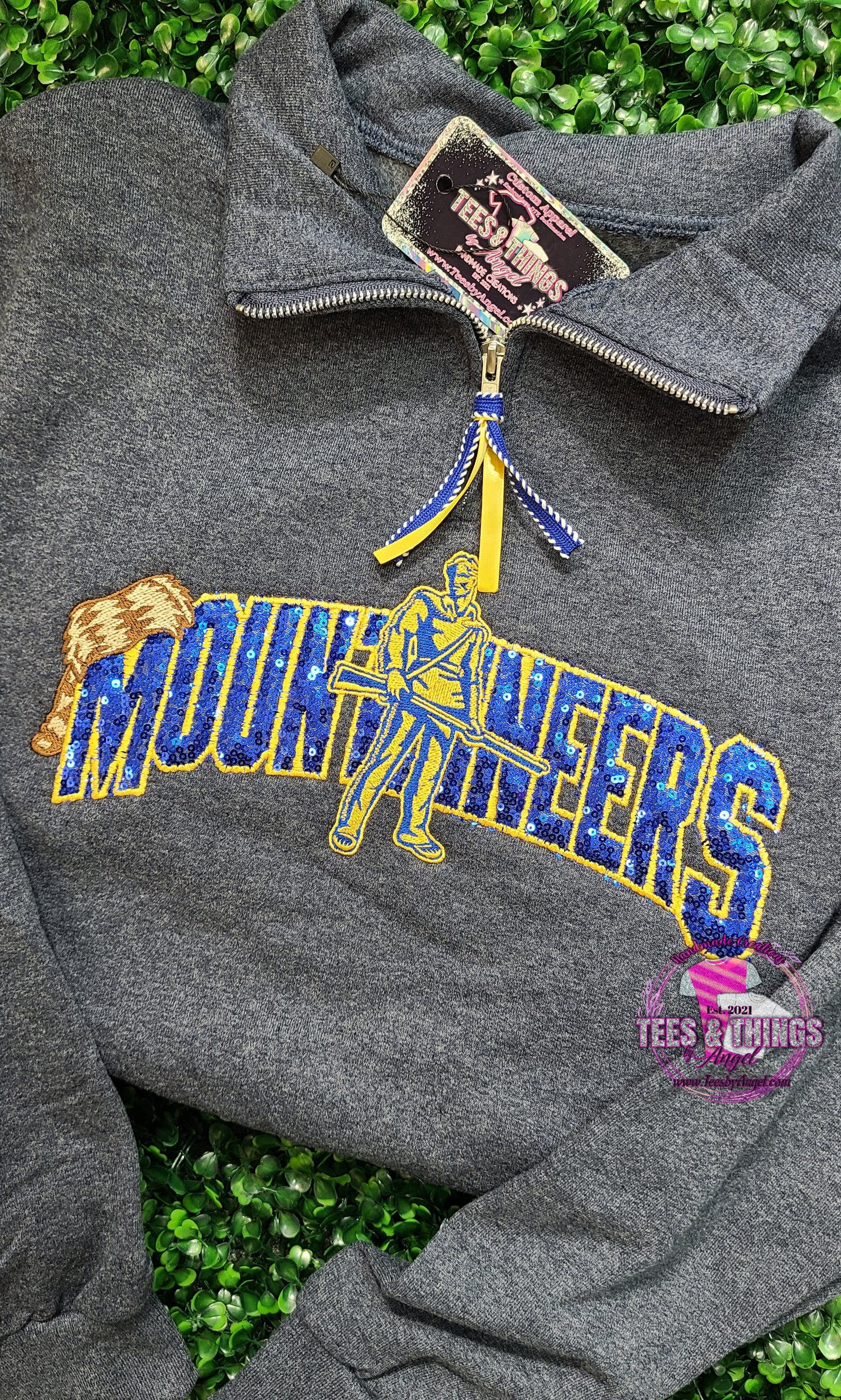 Mountaineers Bling 💙💛 1/4 zip!