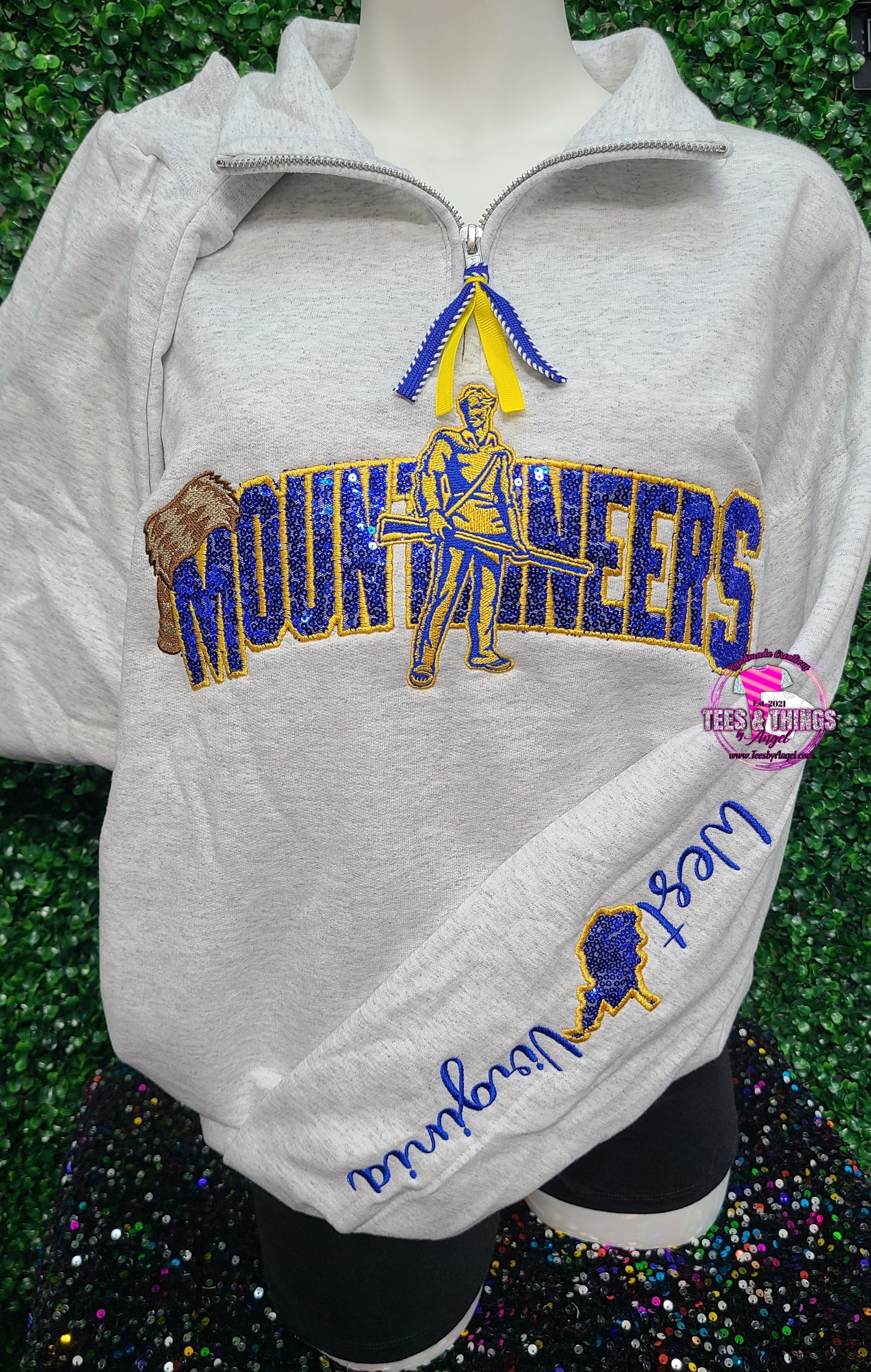 Mountaineers Bling 💙💛 1/4 zip!