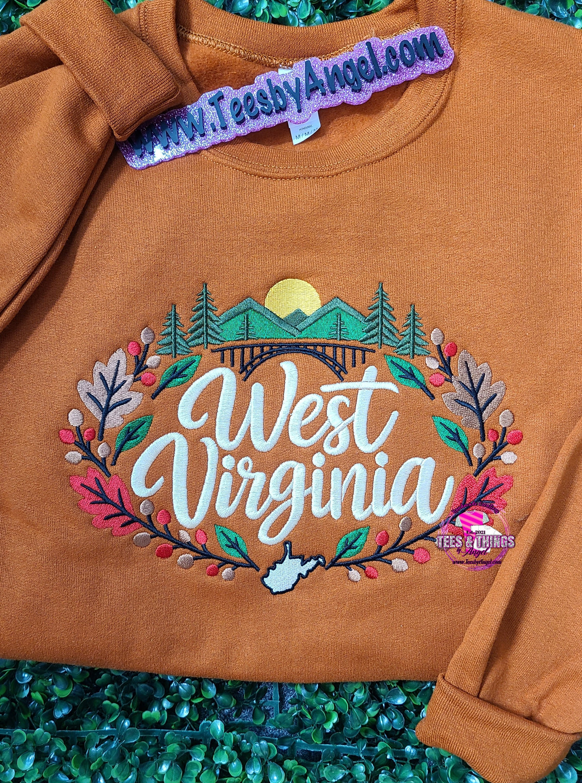 West Virginia Fall 🍂 Scenic Embroidered Sweatshirt!