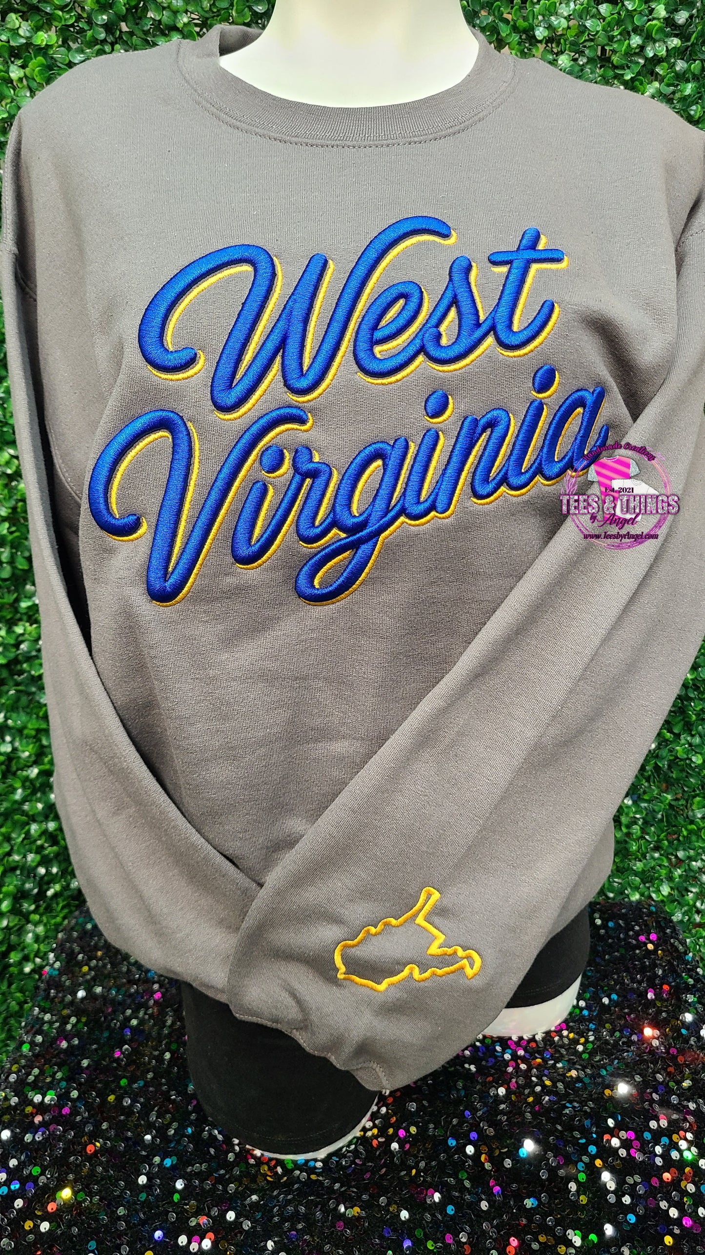 West Virginia 3D embroidered Sweatshirt! 💙💛