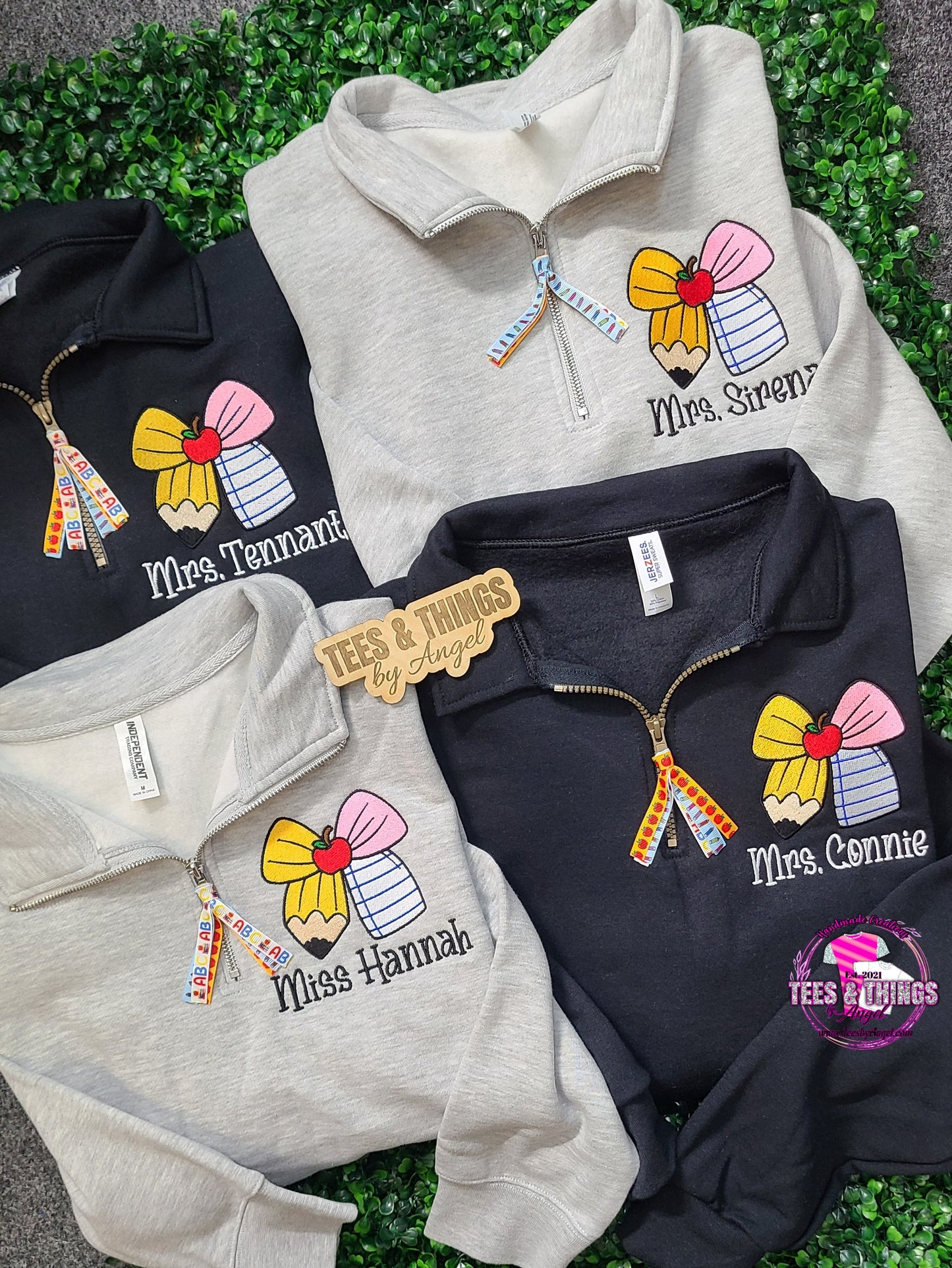 Personalized Teacher Sweatshirt ✏️🍎🖍