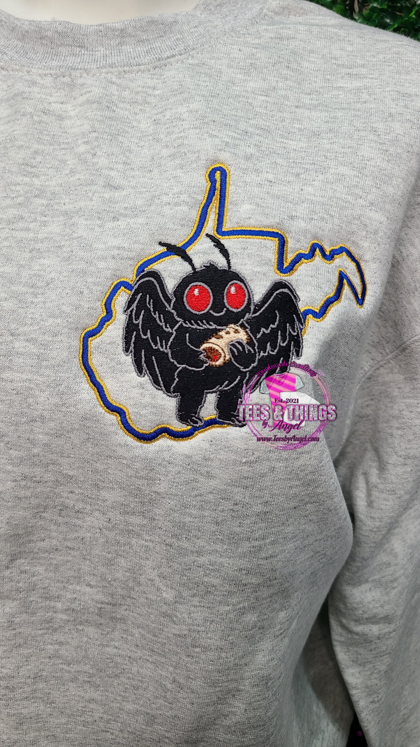 WV Mothman embroidered sweatshirt! 💙💛