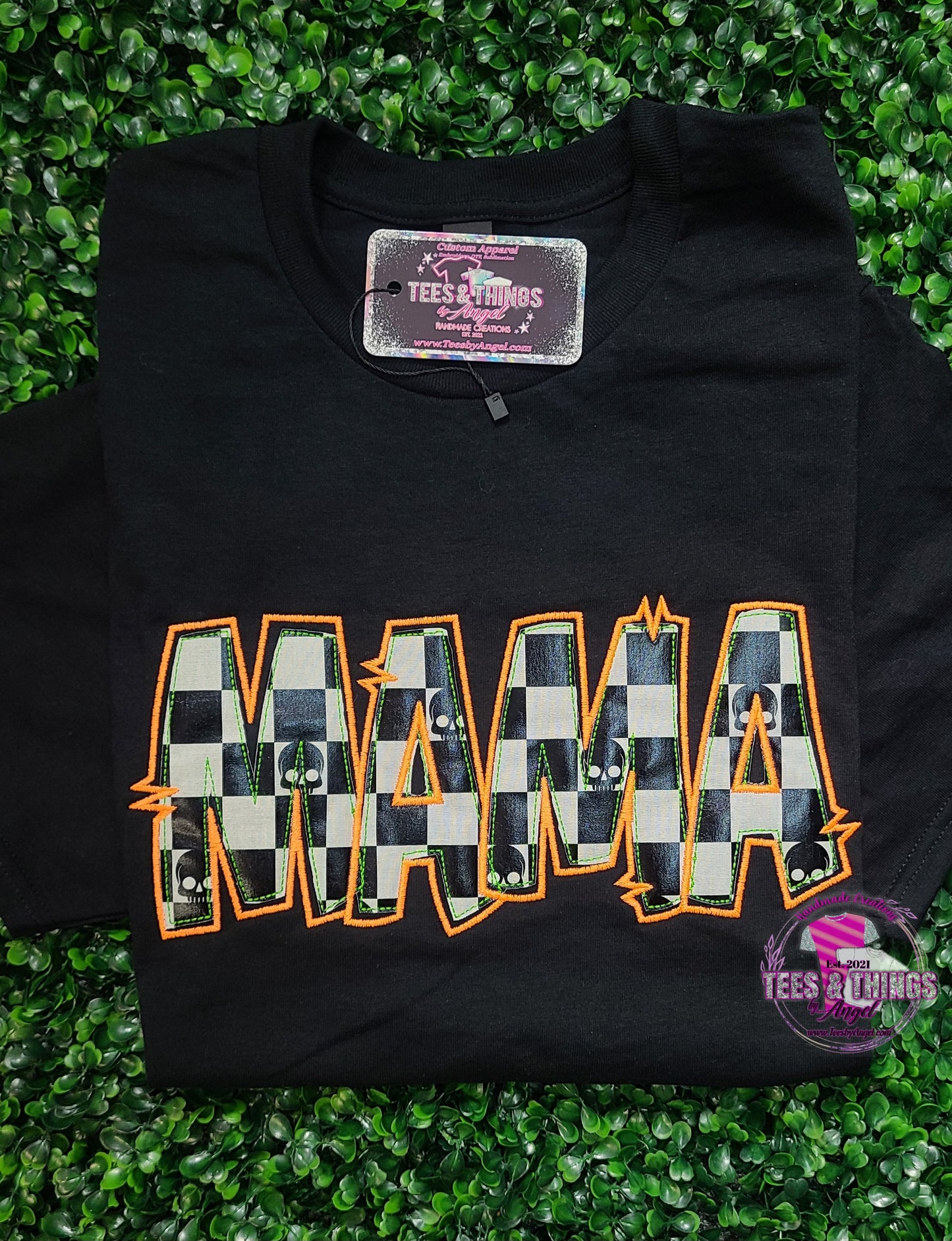 Mama in Checkered Skull fabric! 💀