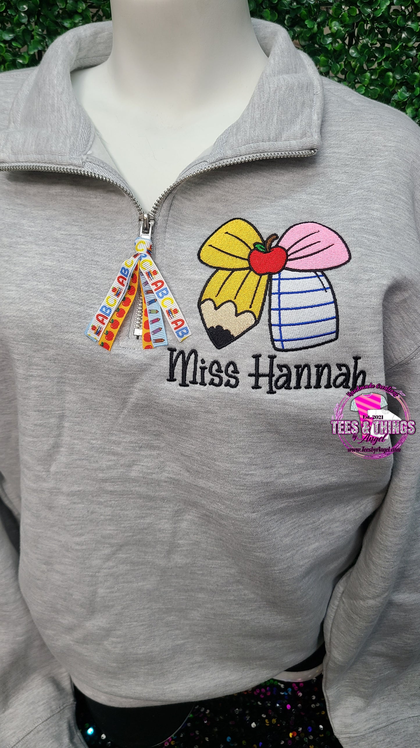 Personalized Teacher Sweatshirt ✏️🍎🖍