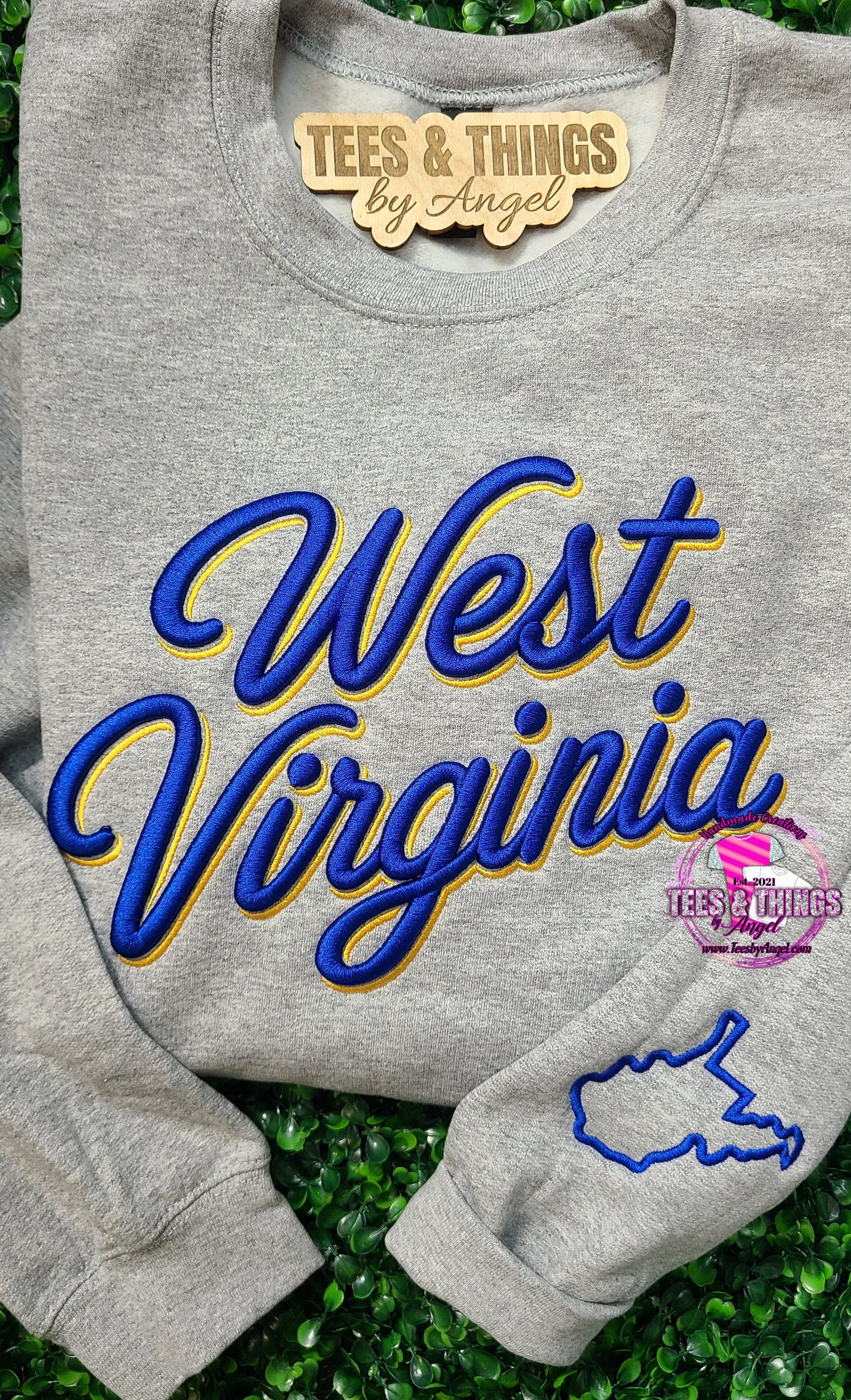 West Virginia 3D embroidered Sweatshirt! 💙💛