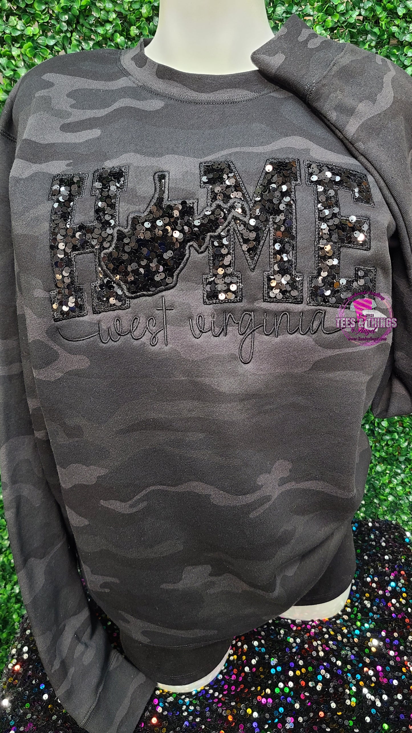 HOME WV Black Sequins Sweatshirt! 🖤